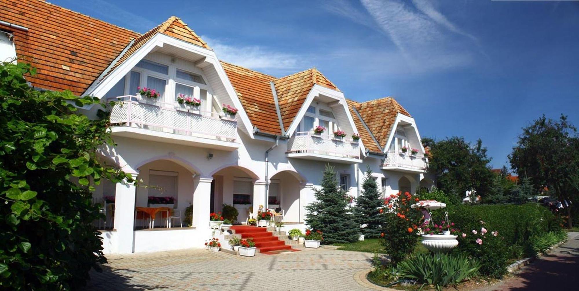 Pension Ovari Bük Exterior foto